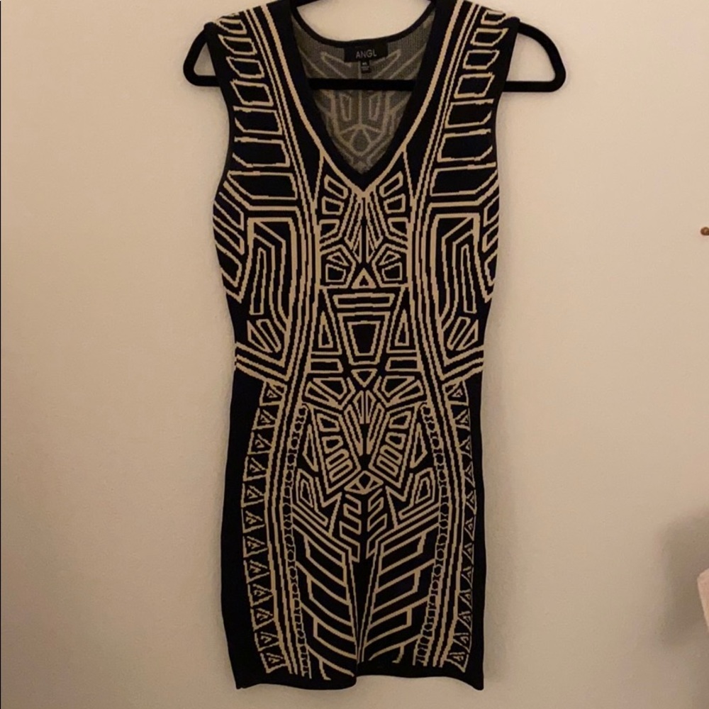 Black/tan dress